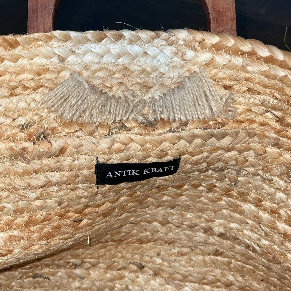 NEW, Antik Kraft Jute tote - Picture 9 of 10